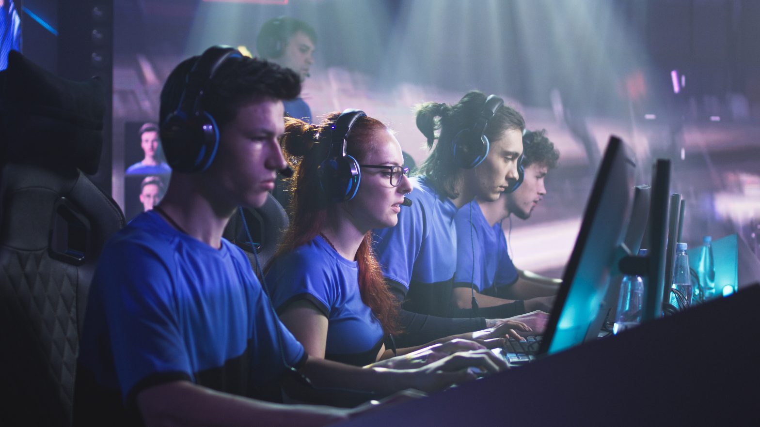 How Do Gaming Centers Help Esports Teams Improve Their Skills? How Do Gaming Centers Help Esports Teams Improve Their Skills?